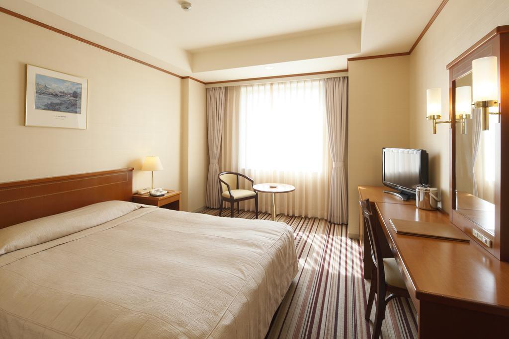 Hotel Crown Palais Kokura Kitakyushu Exterior photo