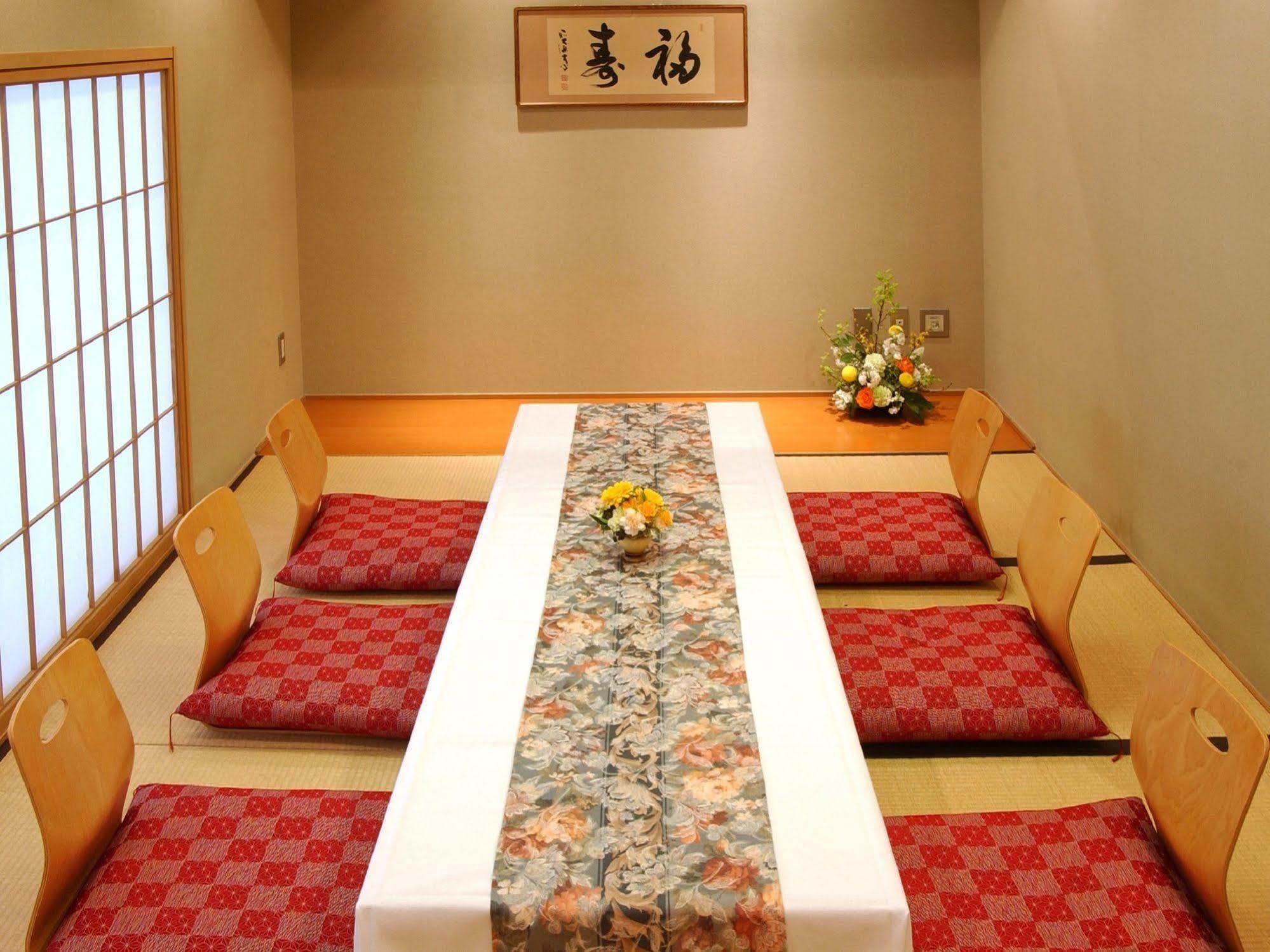 Hotel Crown Palais Kokura Kitakyushu Exterior photo